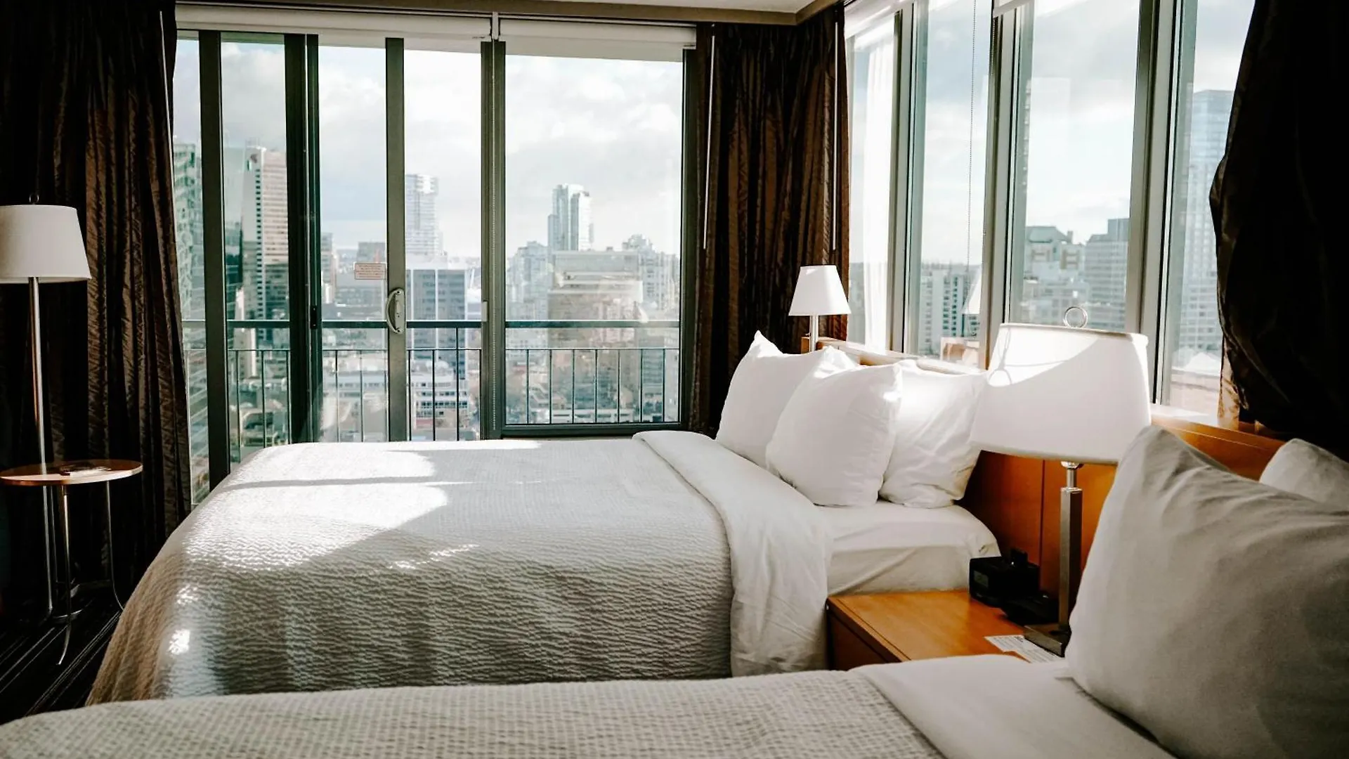 Blue Horizon Hotel Vancouver