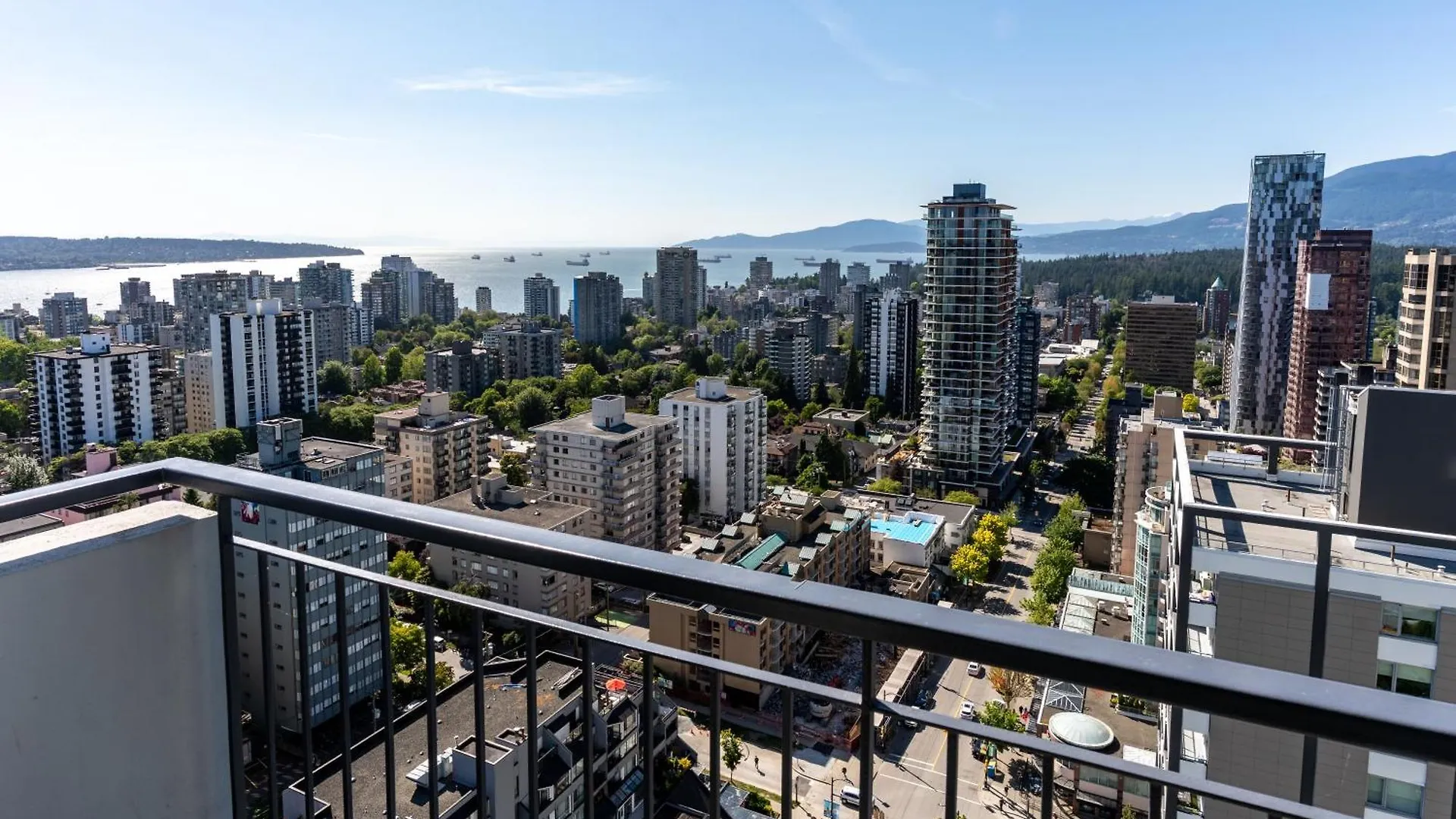 ****  Blue Horizon Hotel Vancouver Canada