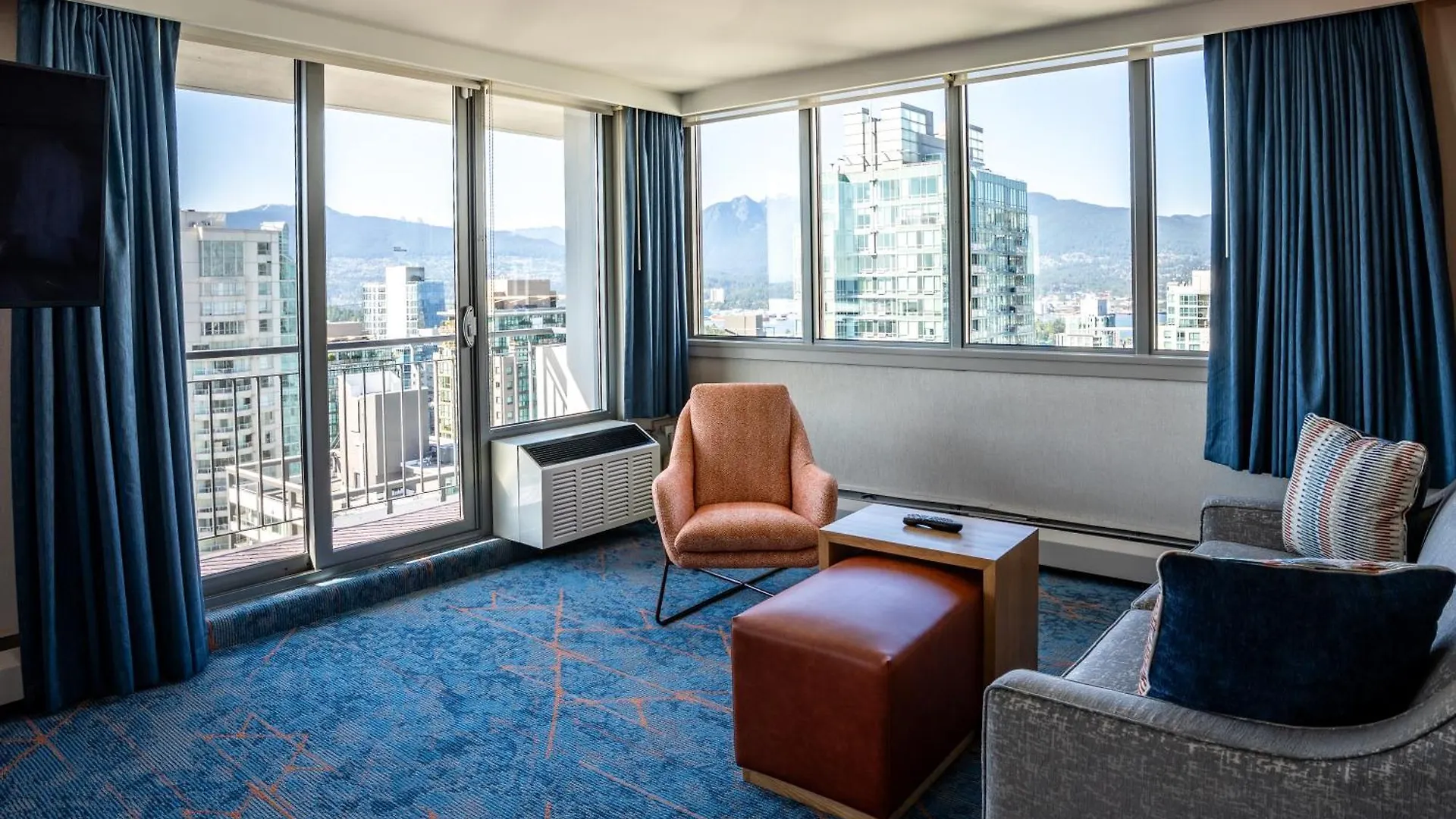 Blue Horizon Hotel Vancouver