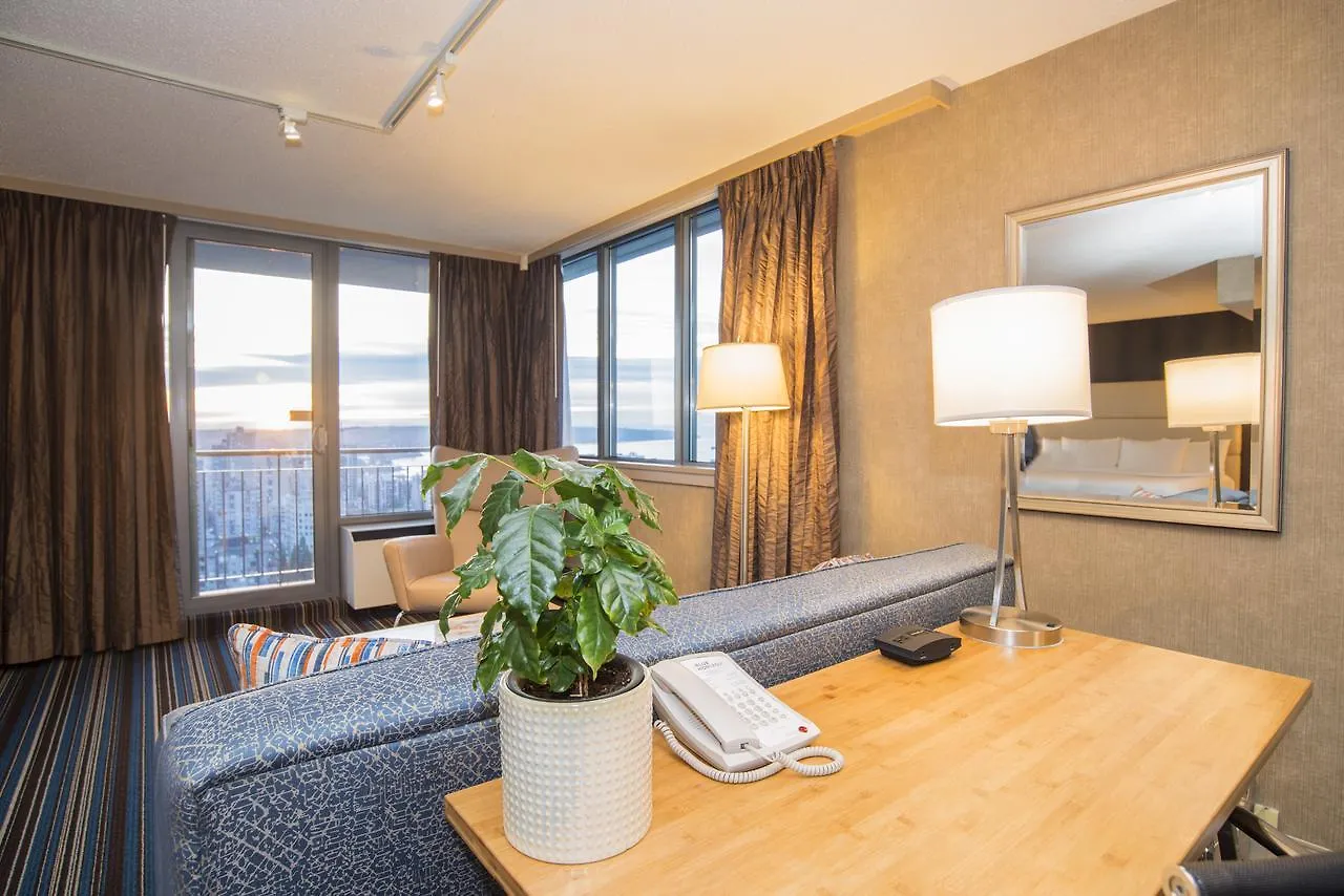 Blue Horizon Hotel Vancouver