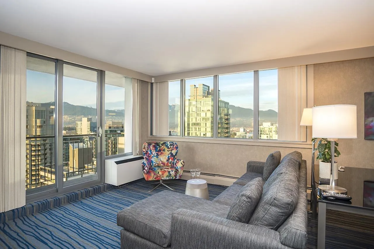 Blue Horizon Hotel Vancouver