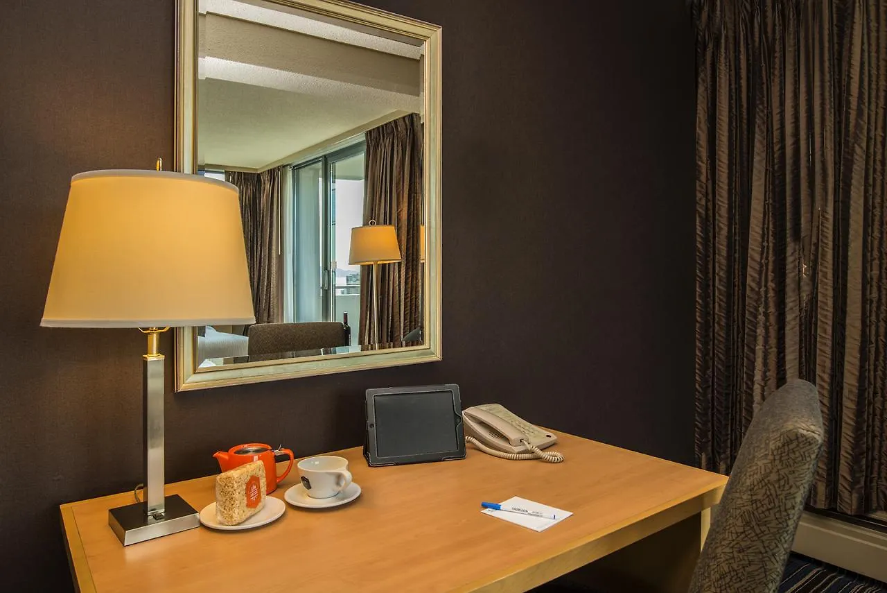 Blue Horizon Hotel Vancouver