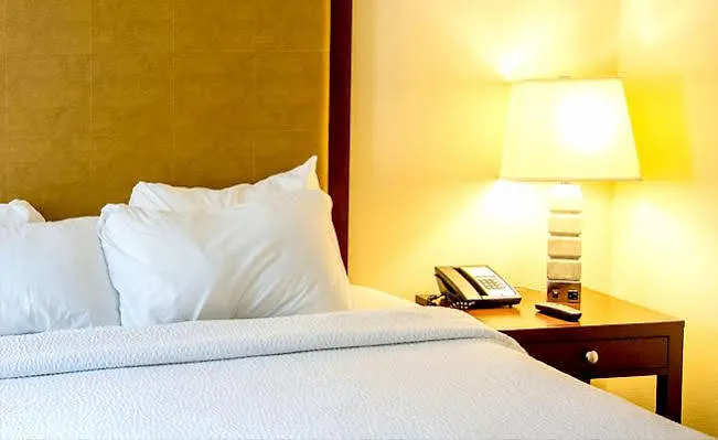 Blue Horizon Hotel Vancouver